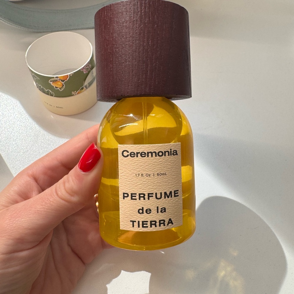 Ceremonia Perfume de la Tierra Women's Fragrance - Yellow